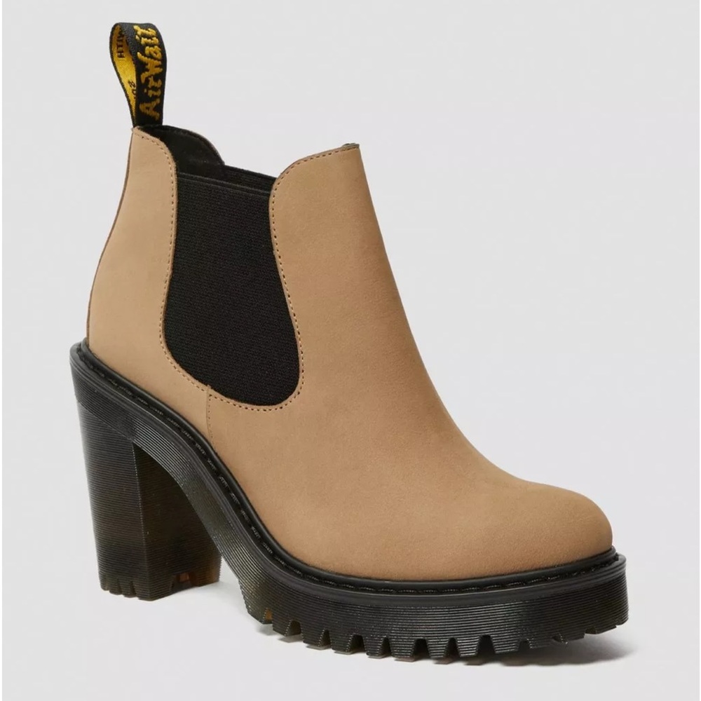 Dr. Marten’s Hurston Suede Heeled Chelsea Boots 👢